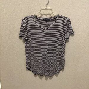 Elite Collection Black & White Striped Short Sleeve V-Neck Top Size S